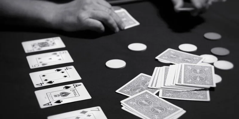 Poker Card Ranking Mạnh Nhất Là Gì? Jun88 Chỉ Rõ Thứ Tự 2025 Full House thùng phá sảnh đầy đủ